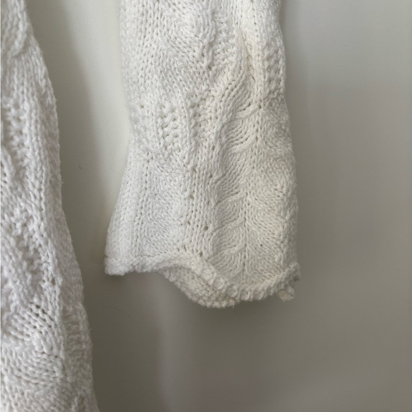 Free with any purchase!! Elegant White Women's Sweater in size XS - Picture 3 of 5